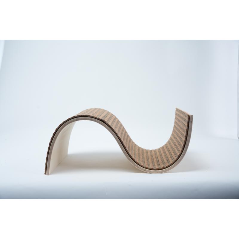 S-shaped wave cork cat scratching pad